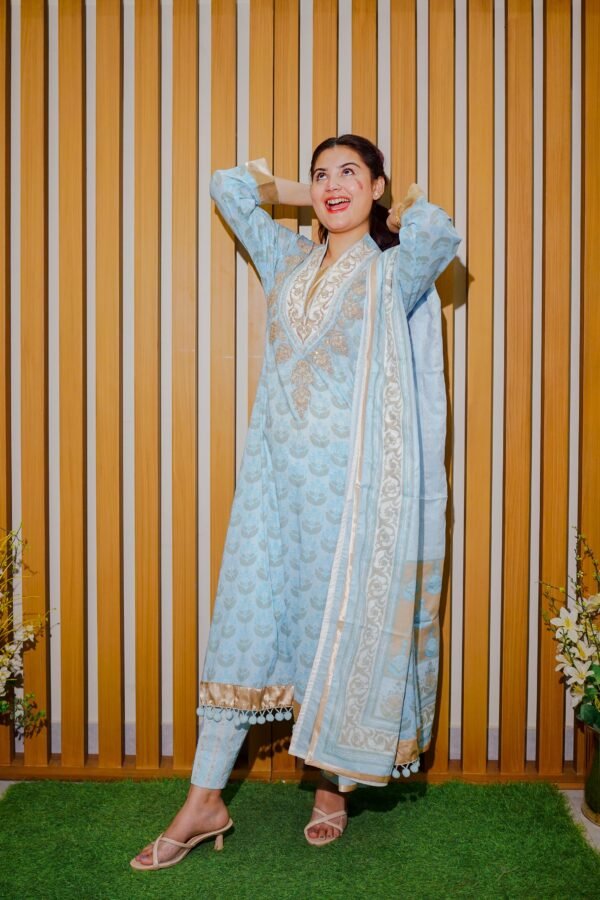 Dua fashion Corner Sky Blue