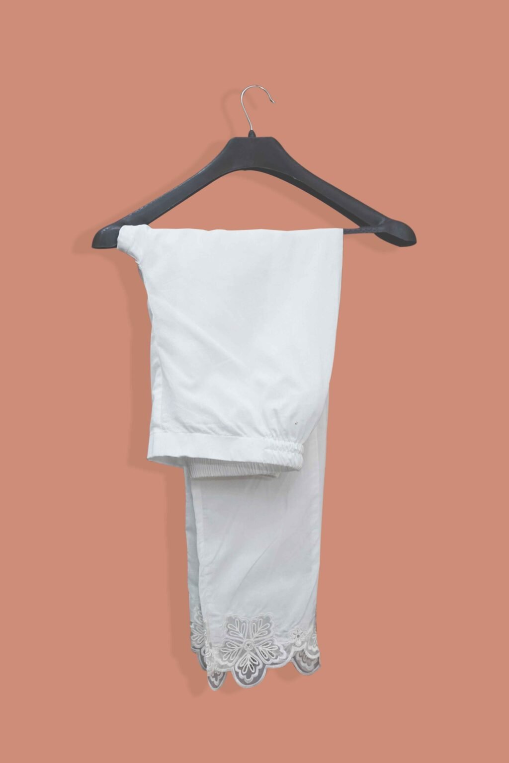Noor-e-Nazaakat – White Cotton Trouser