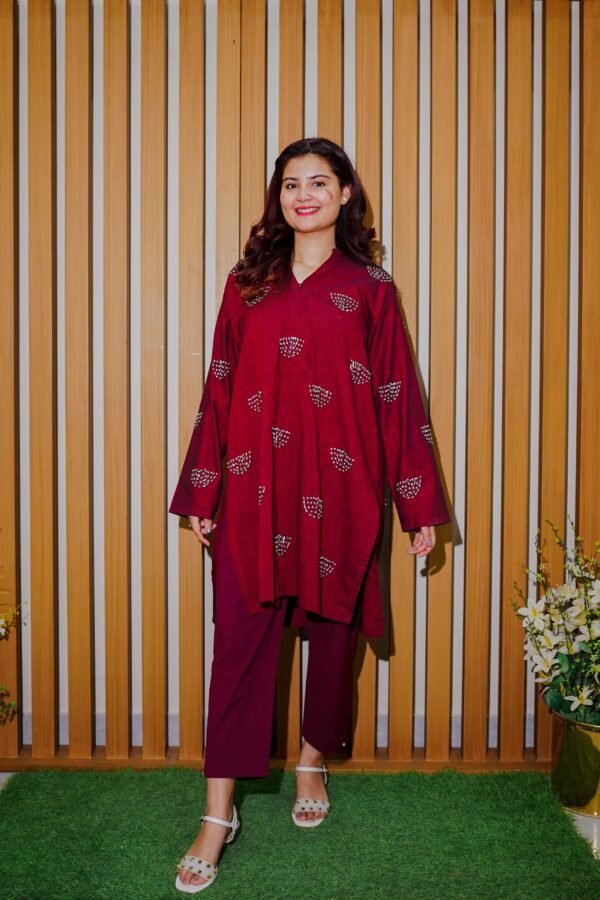 Ruby Essence – 2-Piece Embroidered Kurta