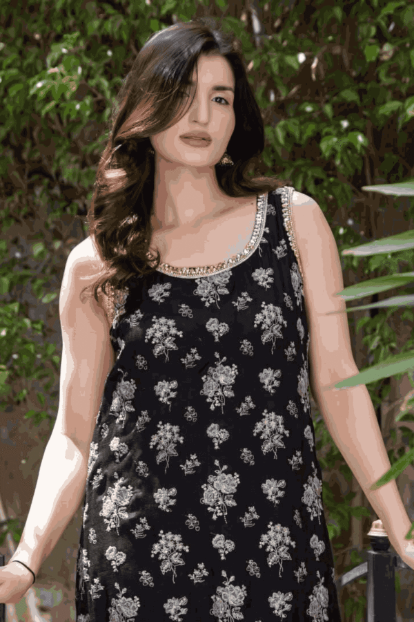 Shab_E_Gul_Dua_Fashion_Corner