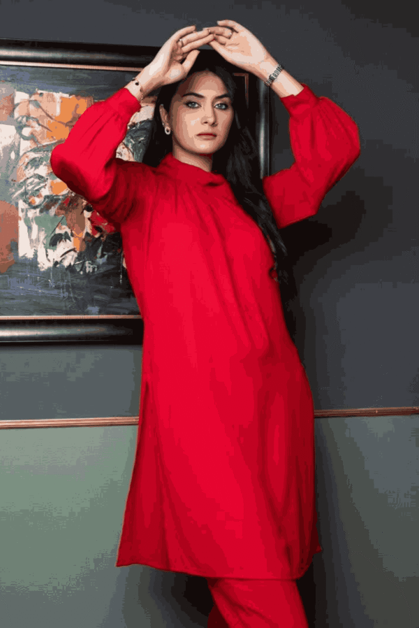 Surkh_Dua_Fashion_Corner
