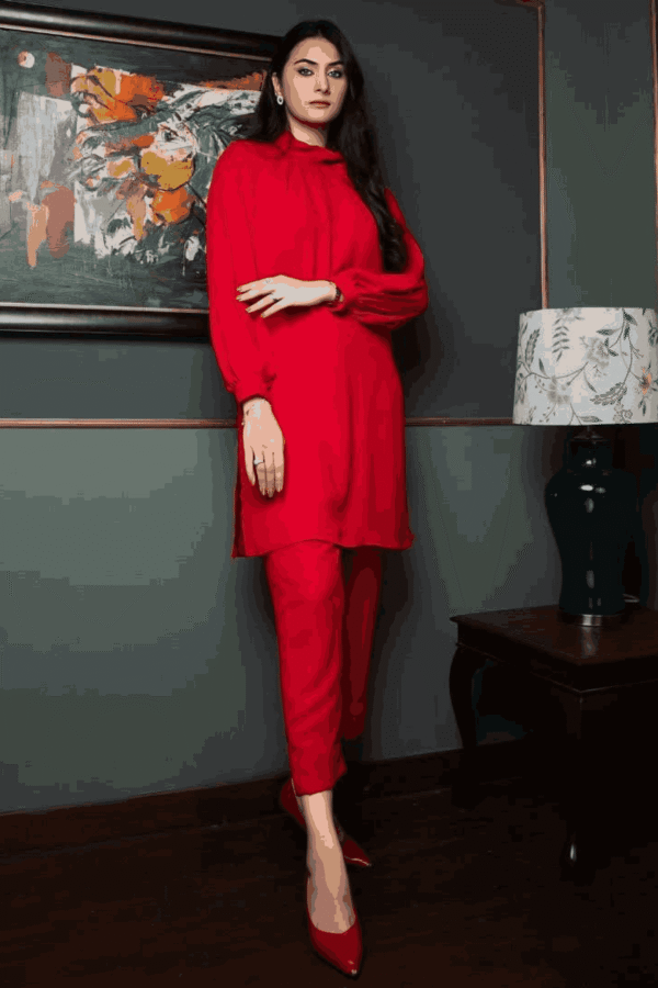 Surkh_Dua_Fashion_Corner