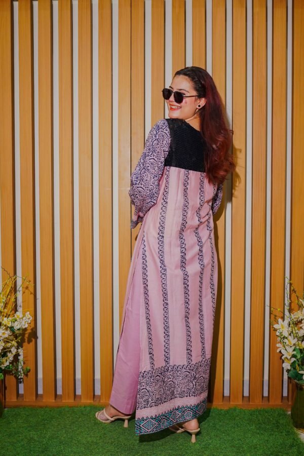 Trendy Pink & Navy Printed Lawn Suit with Stylish Geometric Dupatta