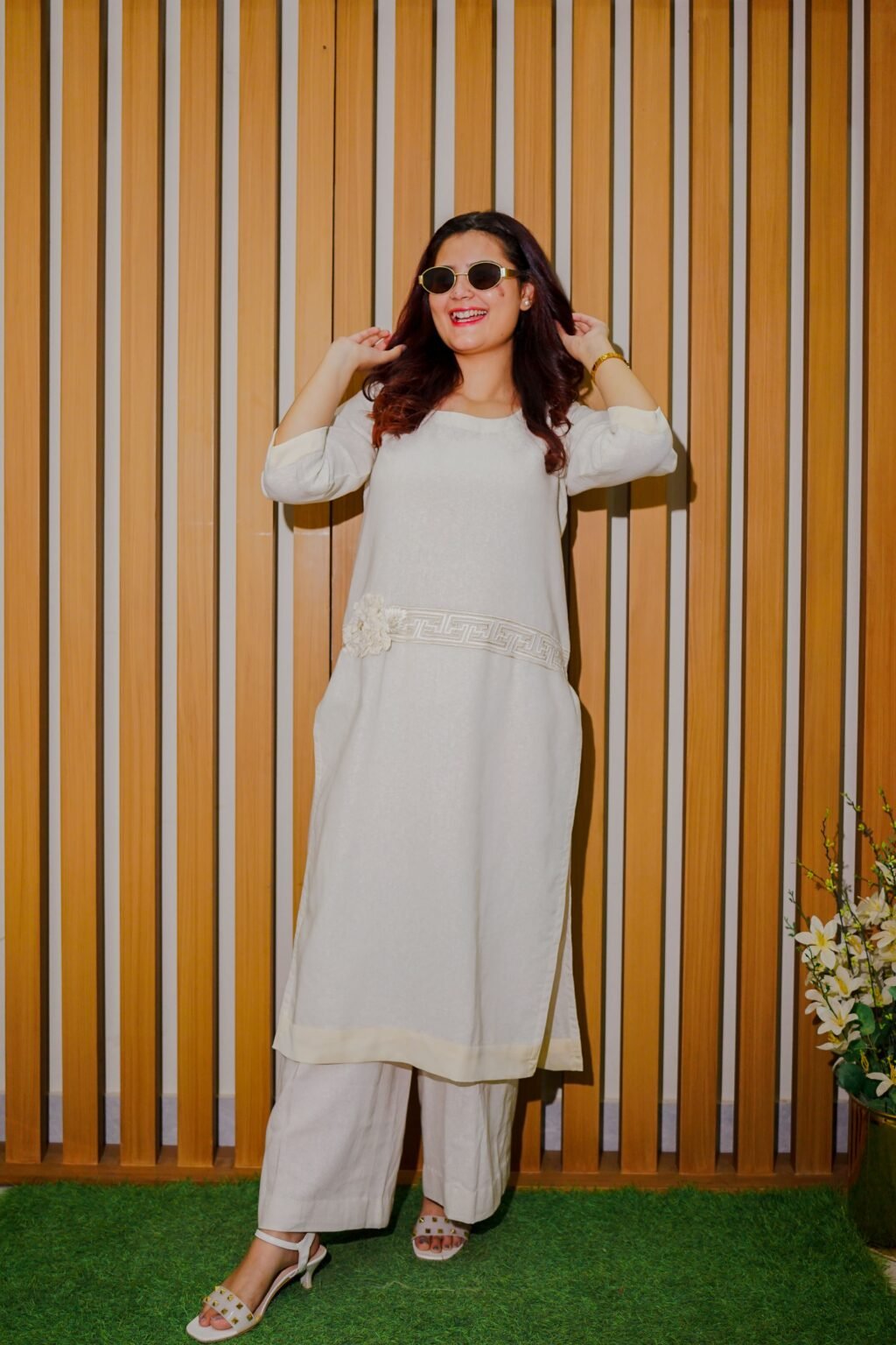 White Minimalist – Elegant Everyday Wear