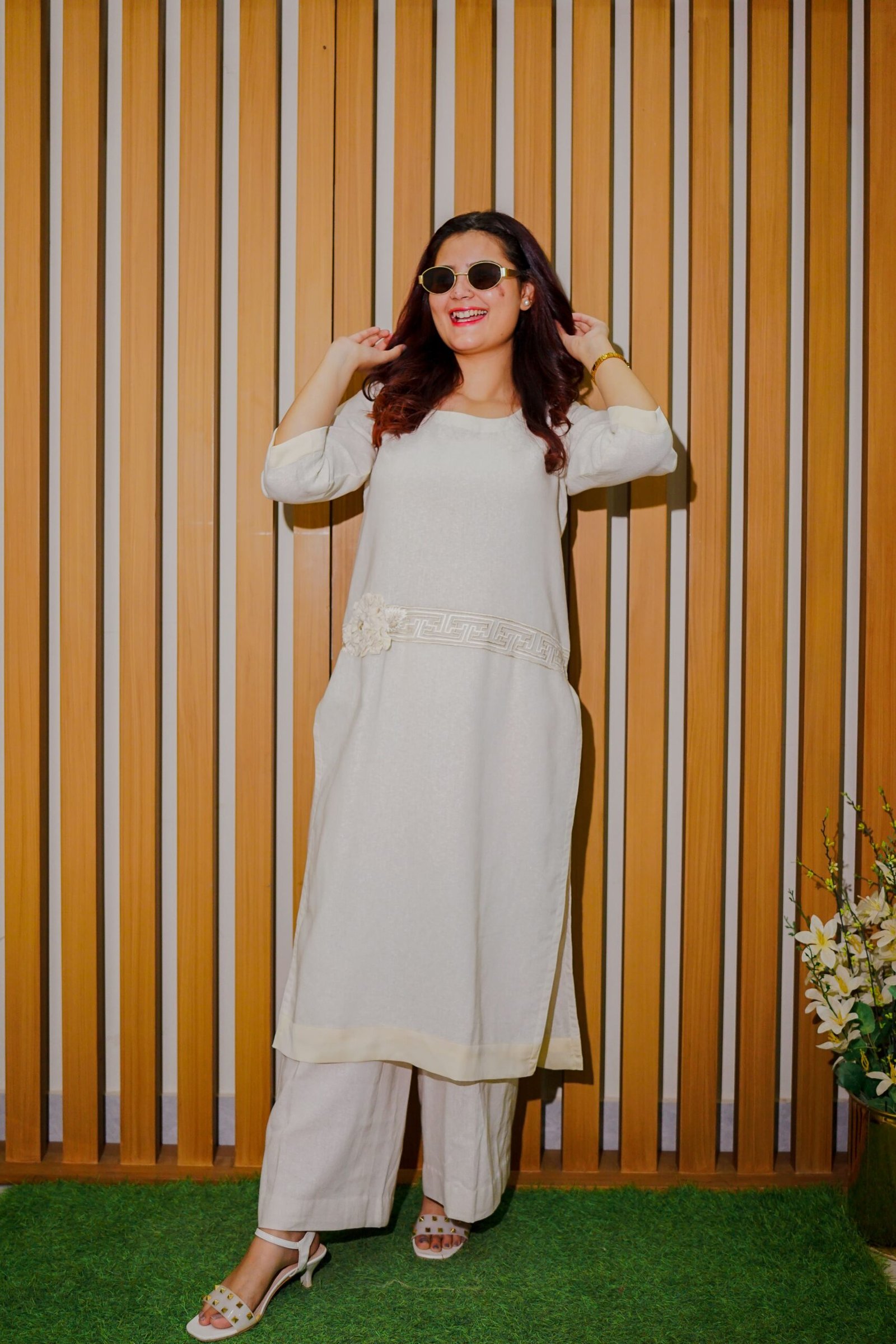 White Minimalist – Elegant Everyday Wear