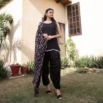 Zeenat_Dua_Fashion_Corner
