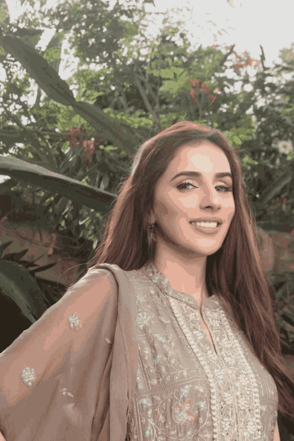 Zehra_Dua_Fashion_Corner