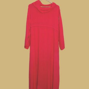 Elegant Hooded Long Dress with Back Chain Detail