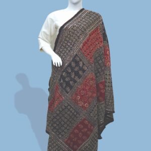 Handcrafted Ajrak Shawl – Traditional Elegance