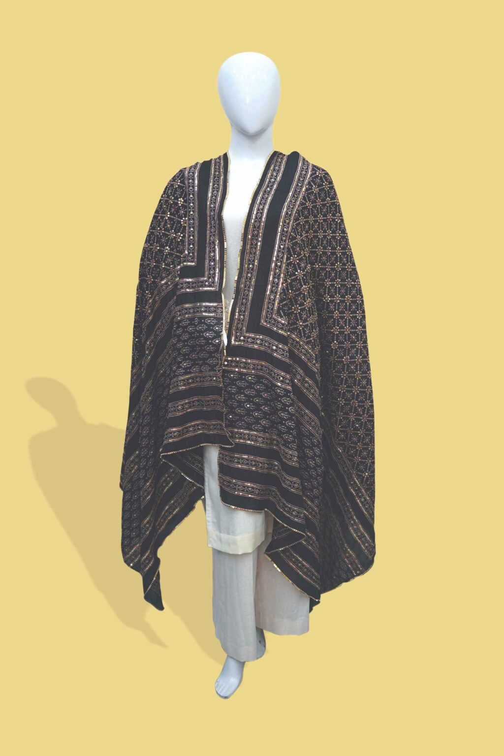 Midnight Grace – Luxe Black Ajrak Shawl