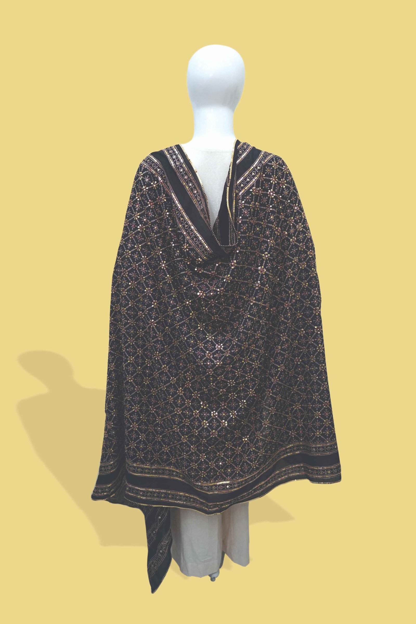 Midnight Grace – Luxe Black Ajrak Shawl