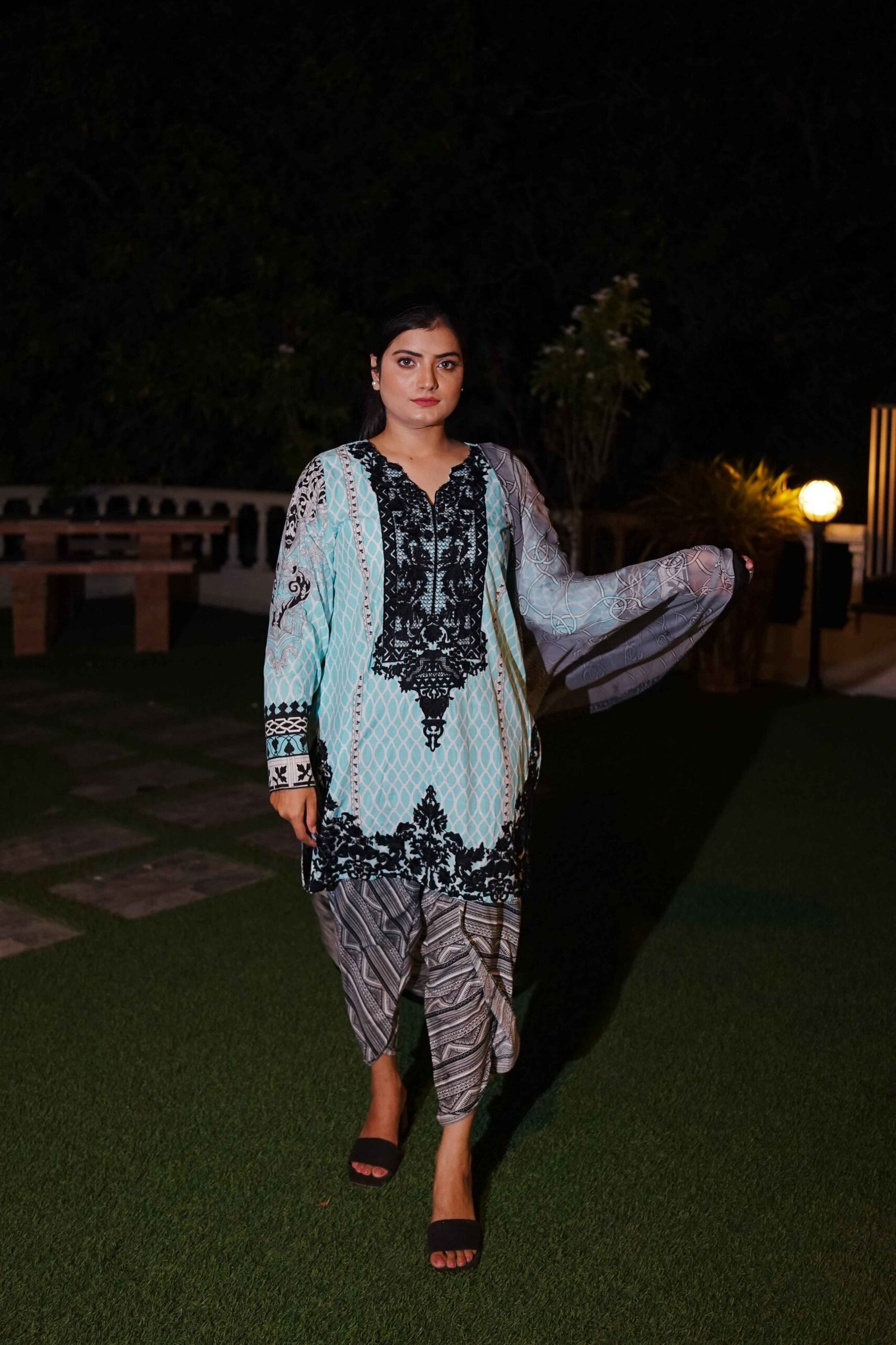 Midnight Mint – Bold Elegance for the Fearless Soul