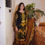 Noir Bloom in Mustard Grace