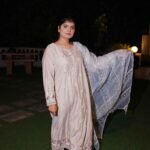 Raat Ki Roshni – Understated Glamour