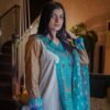 Regal Grace – A Touch of Timeless Sophistication