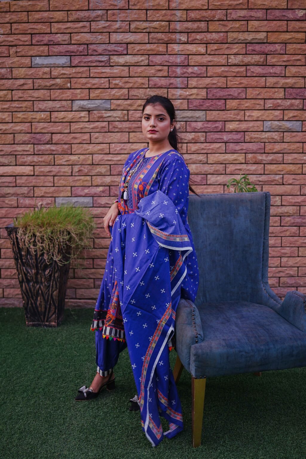 Royal Bloom – A Fusion of Color & Culture