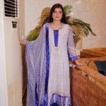 Royal Frost – A Touch of Regal White & Sapphire