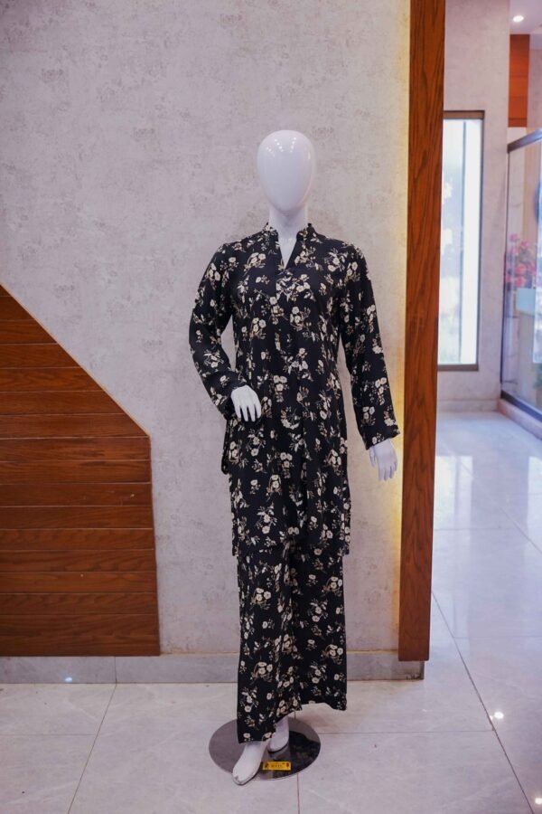 Elegant Black Floral Printed 2-Piece Suit