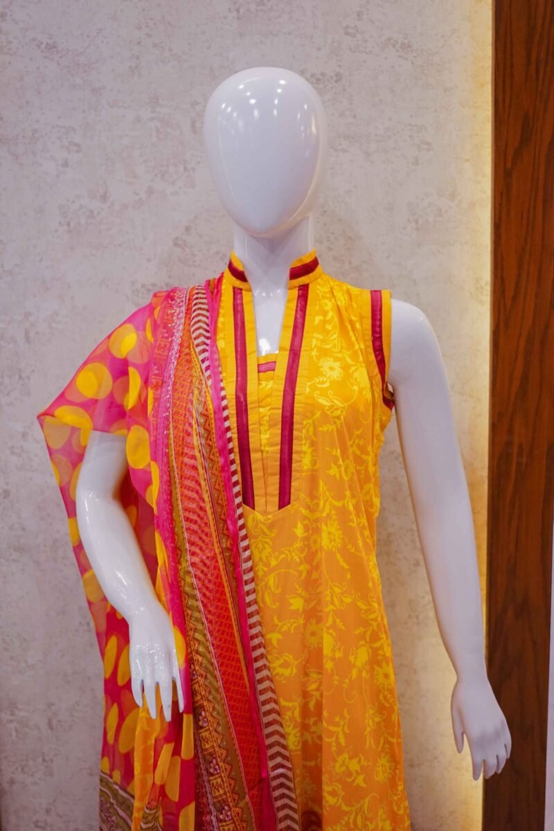 Sunset Flame – Bold Yellow & Pink 2-Piece Set