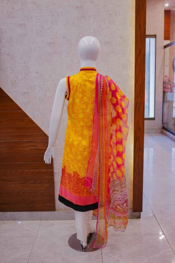 Sunset Flame – Bold Yellow & Pink 2-Piece Set