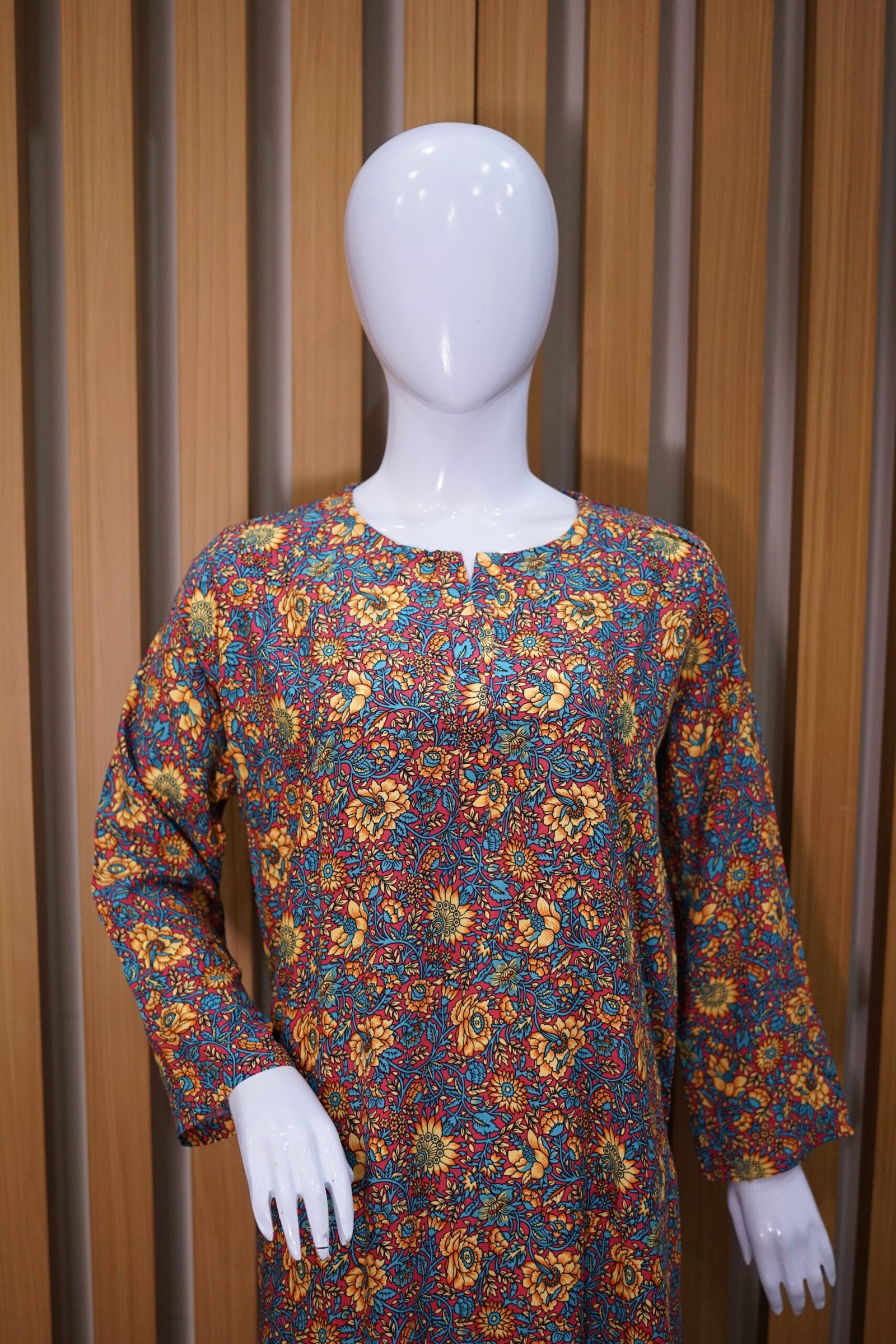 Noor-e-Shab Floral Charm